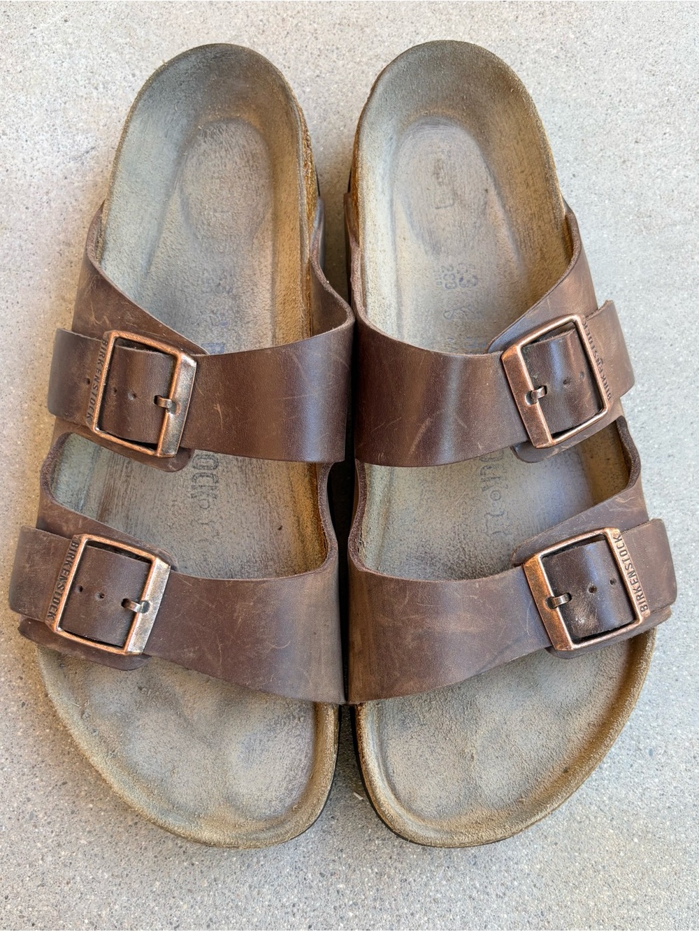Birkenstock Arizona Mens EU 43 US 10/10.5 Dark Brown Oiled Leather Sandals